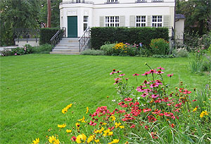 Sorgf�ltig gepflegter Privatgarten