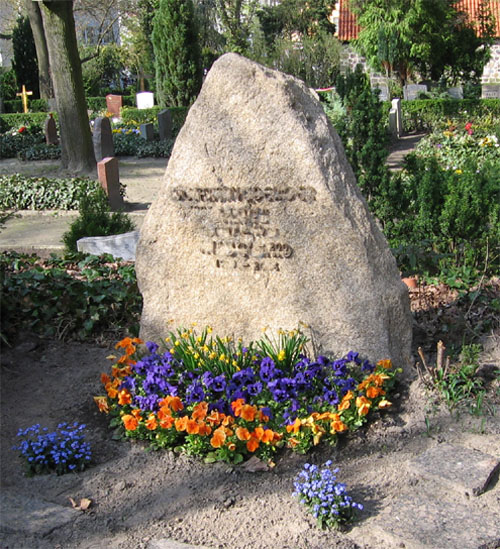Erste Bepflanzung im Fr�hjahr